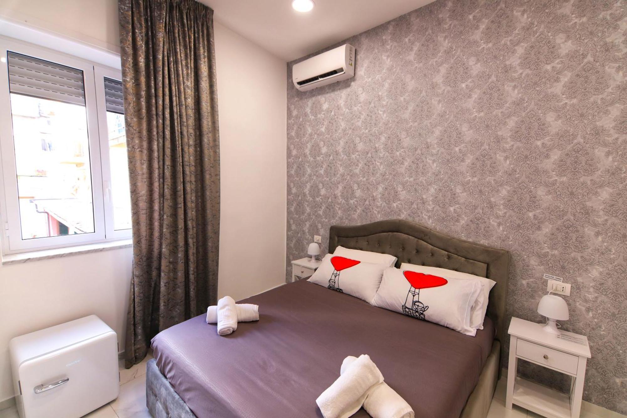 B&B Amore เนเปิลส์ ภายนอก รูปภาพ